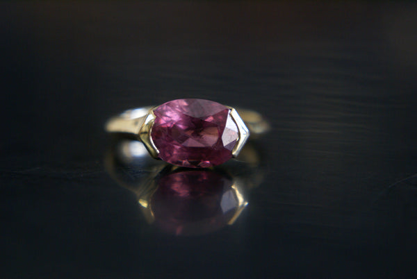 Pink Sapphire ring, size 4.5